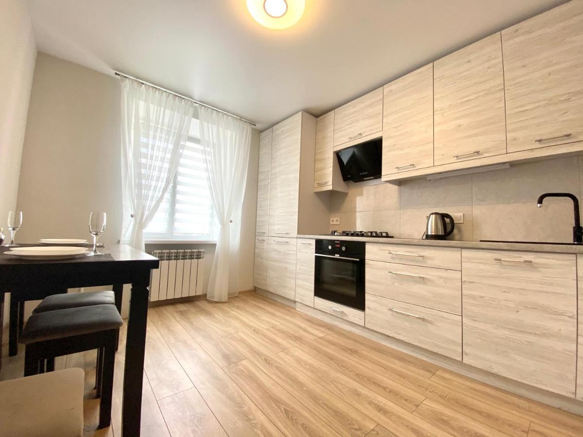 Apartpoltava Стильні 2-Кімн Апартаменти Біля Пд "Листопад" Закрита Парковка, Чек Прро Exterior foto