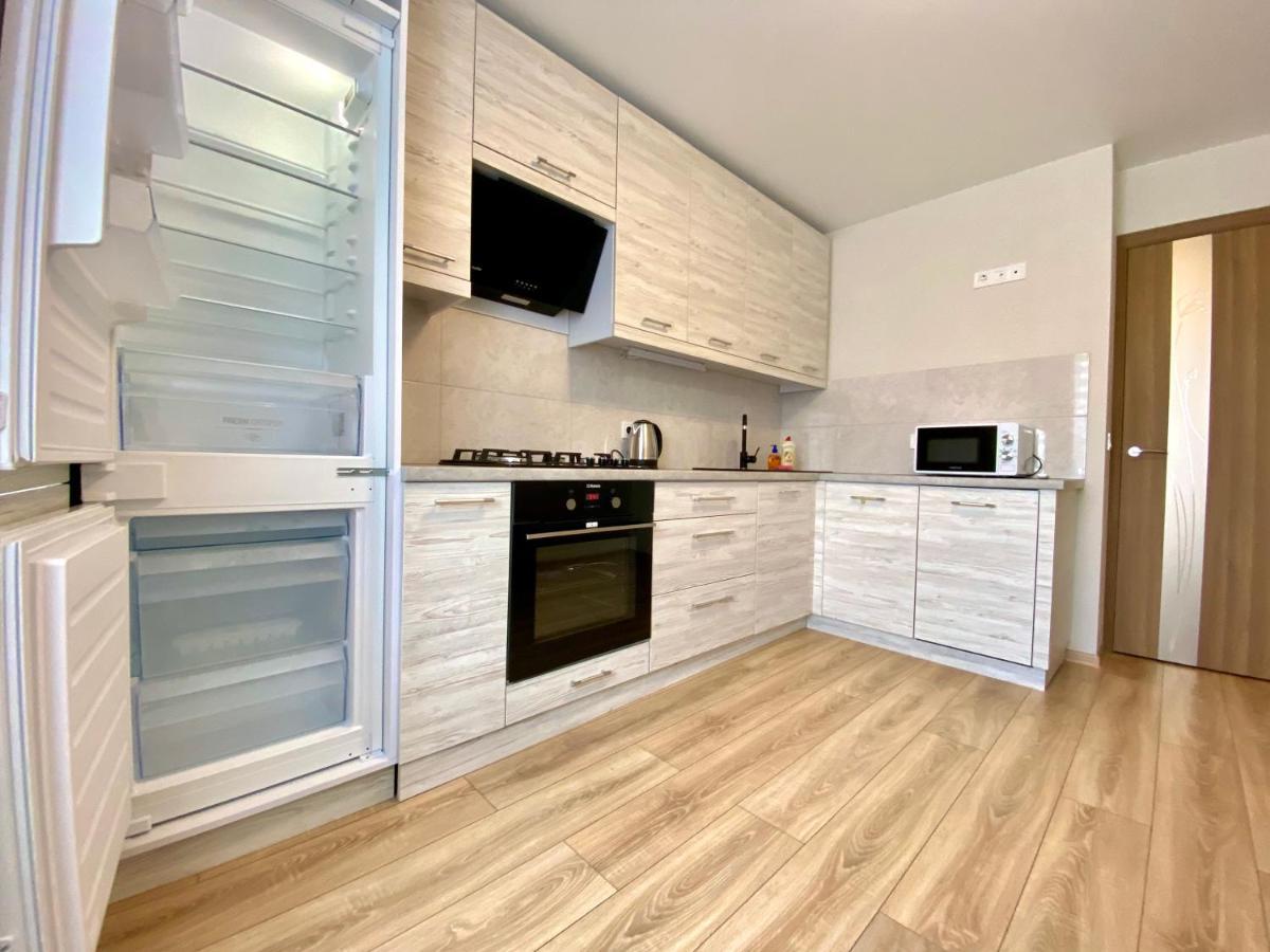 Apartpoltava Стильні 2-Кімн Апартаменти Біля Пд "Листопад" Закрита Парковка, Чек Прро Exterior foto
